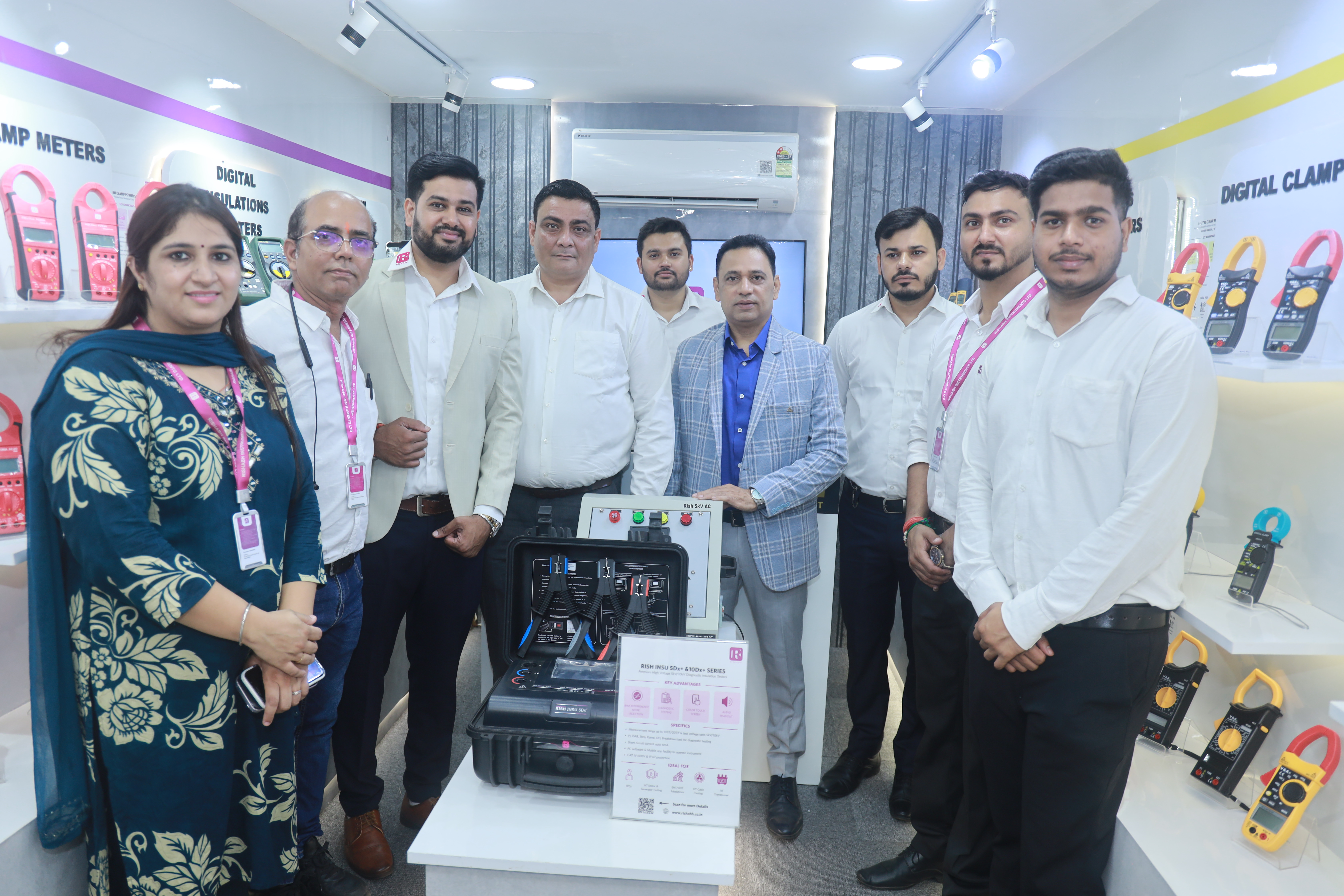 Introducing the Rishabh & V&A TMI Experience Center, Delhi