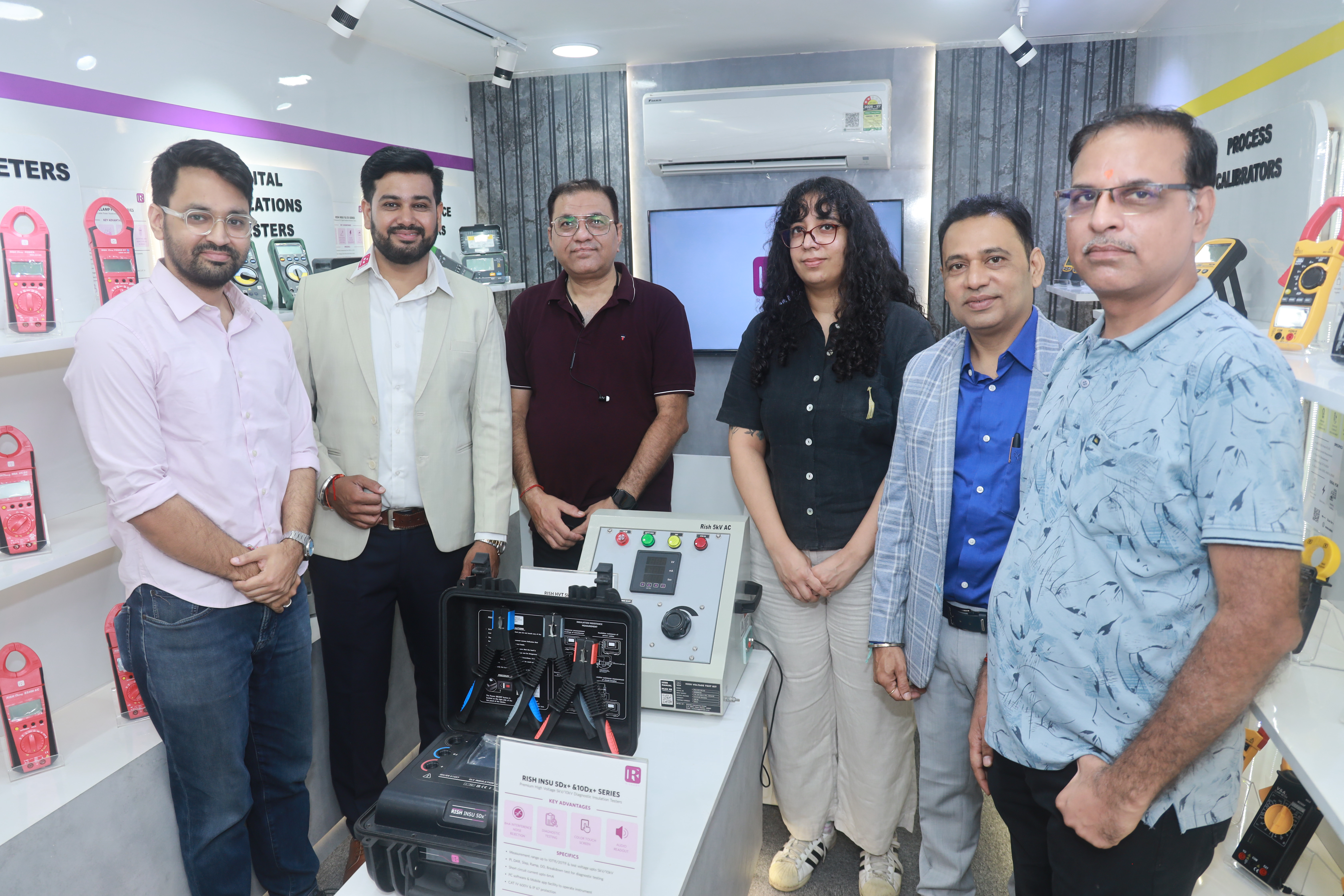 Introducing the Rishabh & V&A TMI Experience Center, Delhi